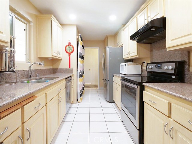 5718 Ravenspur Drive, Rancho Palos Verdes, California 90275, 2 Bedrooms Bedrooms, ,2 BathroomsBathrooms,Residential,Sold,Ravenspur,PV22160613