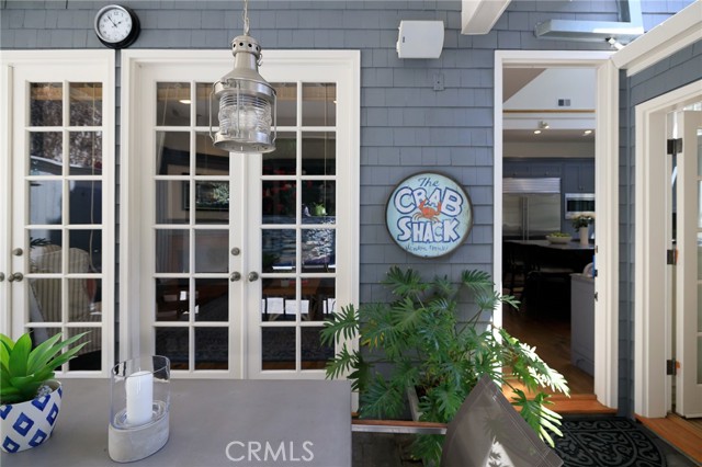 2913 Poinsettia Avenue, Manhattan Beach, California 90266, 5 Bedrooms Bedrooms, ,4 BathroomsBathrooms,Residential,Sold,Poinsettia,SB22091881