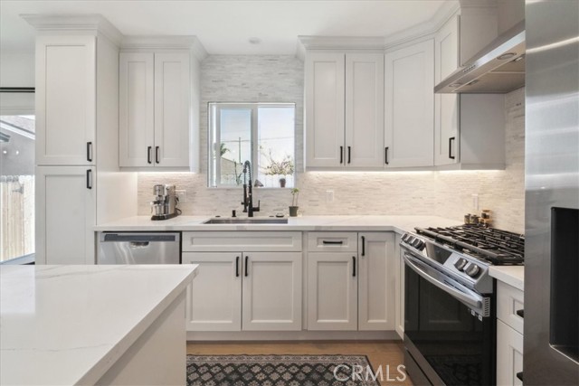 4836 W 134th Place, Hawthorne CA: https://media.crmls.org/medias/a3a3e7e1-ef3e-40b9-8a97-70dffbcce377.jpg