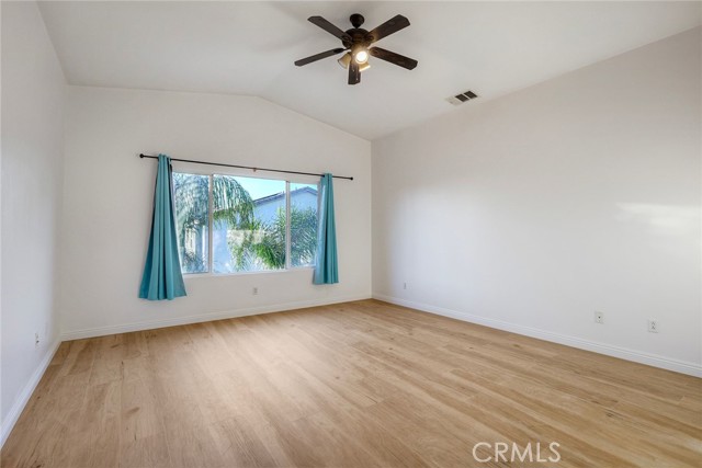 Detail Gallery Image 30 of 59 For 34619 Chinaberry, Winchester,  CA 92596 - 5 Beds | 3 Baths