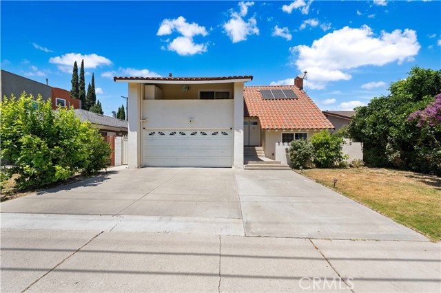 Detail Gallery Image 7 of 61 For 20011 Arminta St, Winnetka,  CA 91306 - 5 Beds | 6 Baths