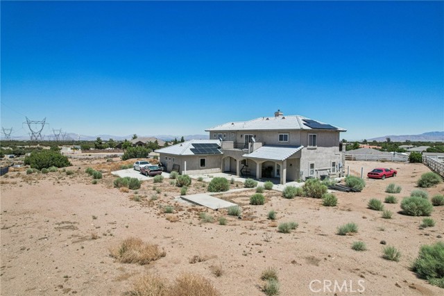 8294 Aster Road, Oak Hills CA: https://media.crmls.org/medias/a3a6d08c-7d23-4cf8-8e90-461466d45a57.jpg