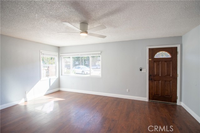 Detail Gallery Image 10 of 32 For 1133 1133 Circle City Dr, Corona,  CA 92882 - 2 Beds | 2 Baths