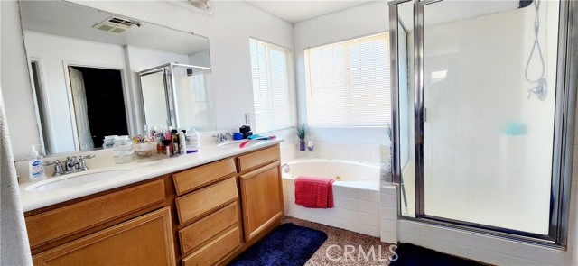Detail Gallery Image 15 of 18 For 11069 Windcrest Ct, Adelanto,  CA 92301 - 4 Beds | 2/1 Baths