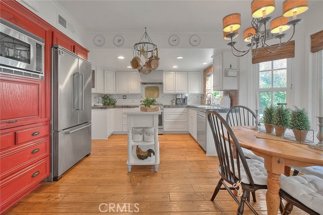 Detail Gallery Image 14 of 71 For 15489 Quiet Oak, Chino Hills,  CA 91709 - 4 Beds | 3 Baths