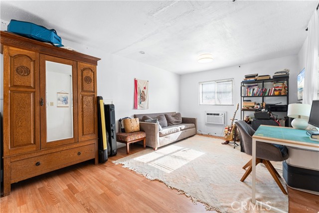 6023 Acacia Avenue, Whittier CA: https://media.crmls.org/medias/a3a98d83-c4bf-4384-bfb4-9edc384e4055.jpg