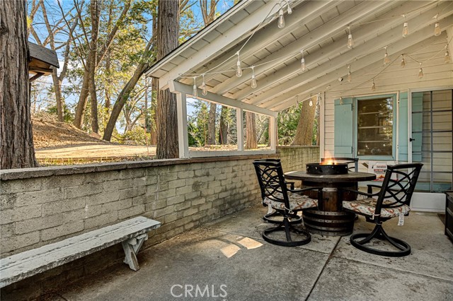 Detail Gallery Image 21 of 24 For 363 Mittry, Lake Arrowhead,  CA 92352 - 2 Beds | 1 Baths