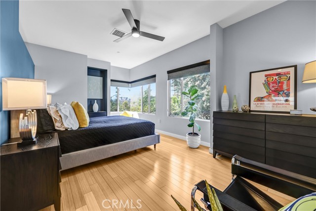 Detail Gallery Image 23 of 31 For 1120 N El Centro #5,  Los Angeles,  CA 90038 - 2 Beds | 2/1 Baths