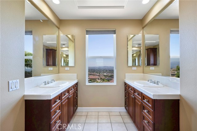 3836 Jutland Lane, Yorba Linda CA: https://media.crmls.org/medias/a3ab094f-73d8-43a1-a765-f9a0f13f3d2e.jpg