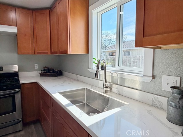 Detail Gallery Image 8 of 15 For 3320 Volney, Stockton,  CA 95206 - 2 Beds | 1 Baths