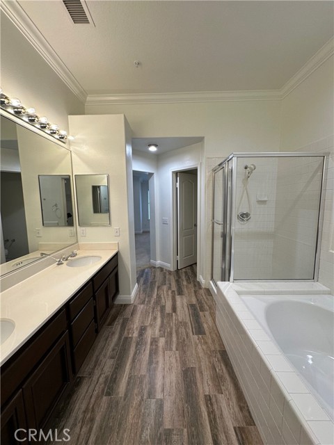 32 Le Mans, Mission Viejo CA: https://media.crmls.org/medias/a3abda41-6df0-42fd-ac41-3c3f6d127cb5.jpg