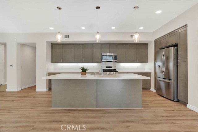 Detail Gallery Image 10 of 25 For 2850 Wagon Wheel #401,  Oxnard,  CA 93036 - 2 Beds | 2 Baths