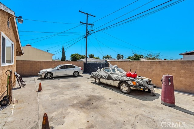 Detail Gallery Image 34 of 39 For 344 E 131st St, Los Angeles,  CA 90061 - 4 Beds | 3 Baths