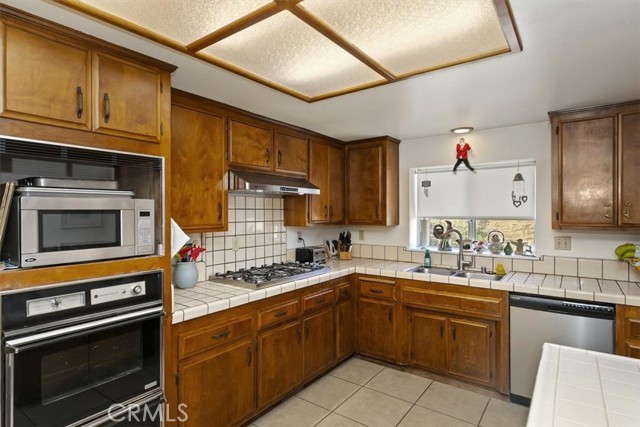 Detail Gallery Image 16 of 43 For 16563 Tava, Riverside,  CA 92504 - 4 Beds | 2 Baths