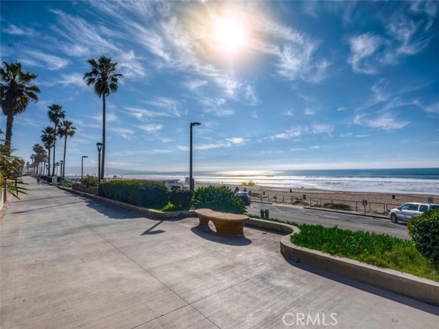 4312 The Strand, Manhattan Beach, California 90266, 3 Bedrooms Bedrooms, ,1 BathroomBathrooms,Residential,Sold,The Strand,SB24003021