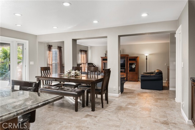 Detail Gallery Image 31 of 51 For 346 Vista De Oro, Hollister,  CA 95023 - 4 Beds | 3/1 Baths