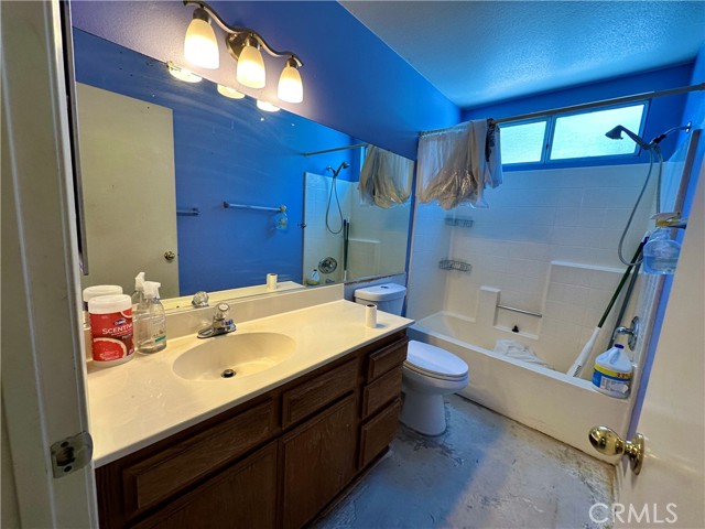 Detail Gallery Image 16 of 24 For 29784 Berea Rd, Menifee,  CA 92584 - 4 Beds | 2 Baths