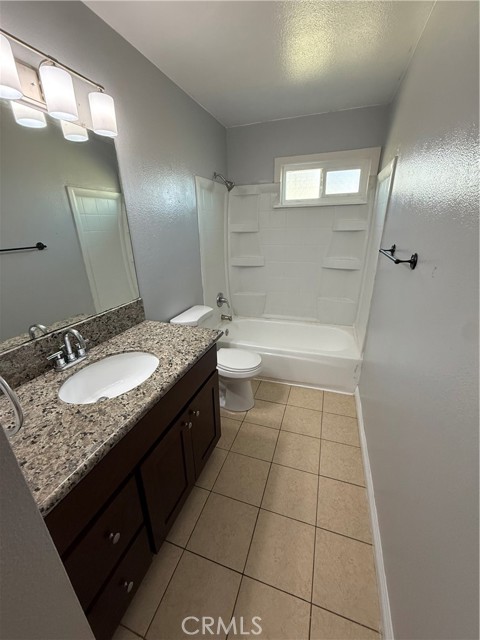 Detail Gallery Image 14 of 18 For 12835 10th #44,  Chino,  CA 91710 - 1 Beds | 1 Baths