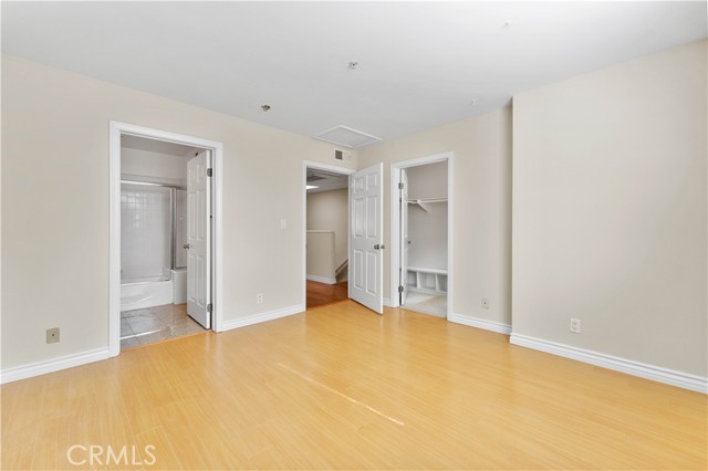 Detail Gallery Image 12 of 23 For 451 S Oakland Ave #4,  Pasadena,  CA 91101 - 2 Beds | 2/1 Baths