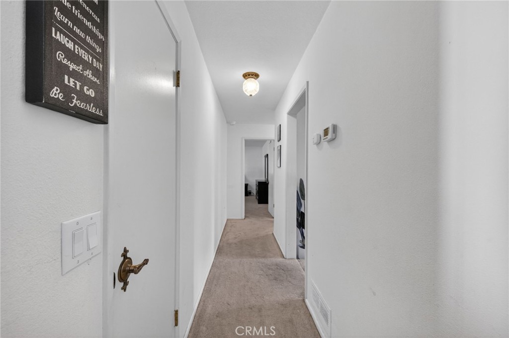 https://media.crmls.org/medias/a3b09c50-aab4-43ec-a6f7-06c10c9a18b8.jpg?preset=X-Large