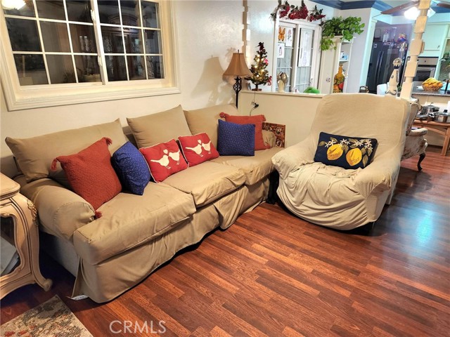 Detail Gallery Image 22 of 71 For 19755 Steinway St, Canyon Country,  CA 91351 - 3 Beds | 2 Baths