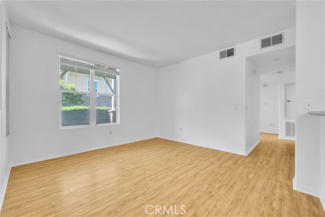 Detail Gallery Image 4 of 27 For 835 Francesca Dr #103,  Walnut,  CA 91789 - 2 Beds | 2 Baths