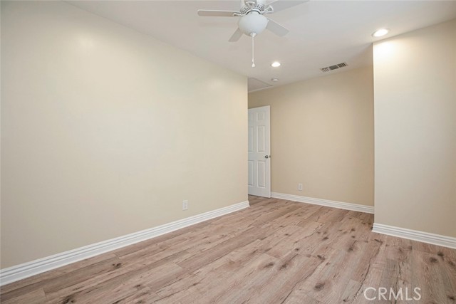 10955 Burnet Avenue, Mission Hills (San Fernando) CA: https://media.crmls.org/medias/a3b14c19-ba6e-43e1-9ed2-efb5d6590eae.jpg