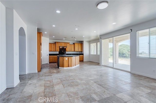 35050 Margo Road, Lake Elsinore CA: https://media.crmls.org/medias/a3b17c16-b265-4d4a-89f2-bc56bd3c08cb.jpg