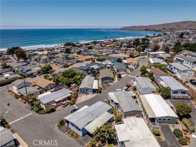 1625 Cass Avenue, Cayucos CA: https://media.crmls.org/medias/a3b2301f-df2a-4275-844f-3e80b19146bf.jpg