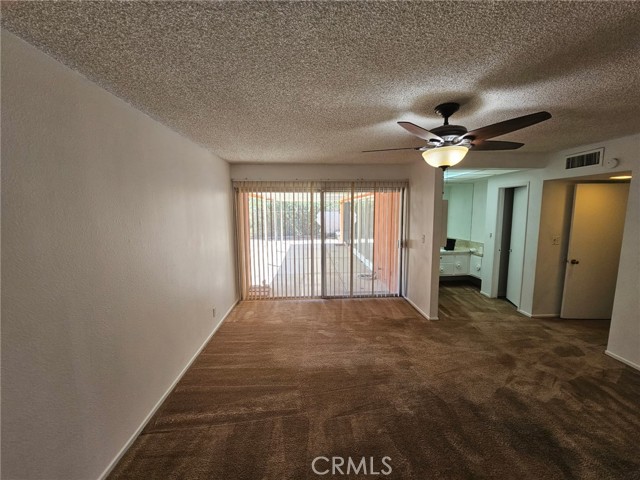 Detail Gallery Image 12 of 16 For 14185 Burning Tree, Victorville,  CA 92395 - 3 Beds | 2 Baths