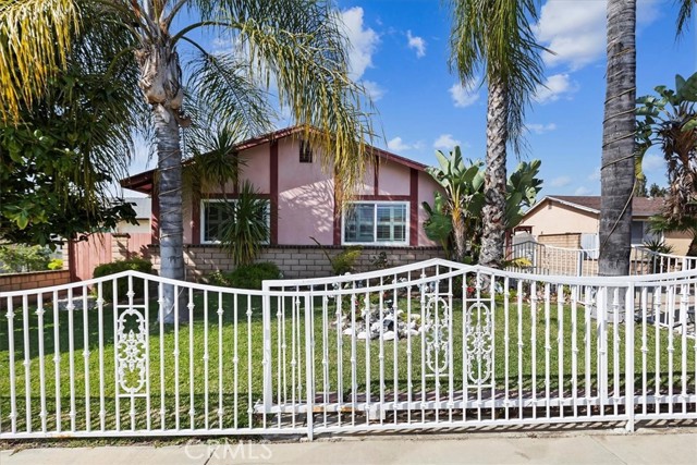 Detail Gallery Image 8 of 43 For 19527 Cronin Dr, Rowland Heights,  CA 91748 - 3 Beds | 2 Baths