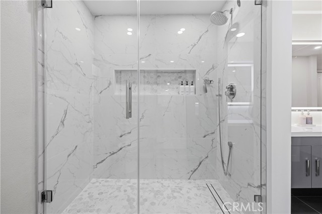 Detail Gallery Image 26 of 46 For 10061 Melinda Way #2,  Northridge,  CA 91325 - 2 Beds | 2/1 Baths