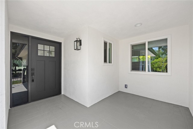 Detail Gallery Image 9 of 52 For 4303 Lowell Ave, Glendale,  CA 91214 - 3 Beds | 2 Baths