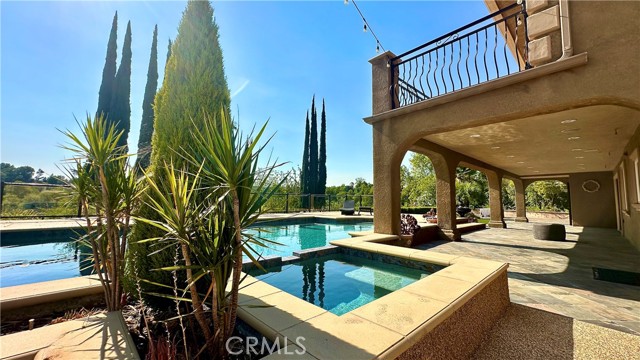 5433 Beeler Avenue, Woodland Hills CA: https://media.crmls.org/medias/a3b525d2-dde9-431c-922e-0cc489724814.jpg