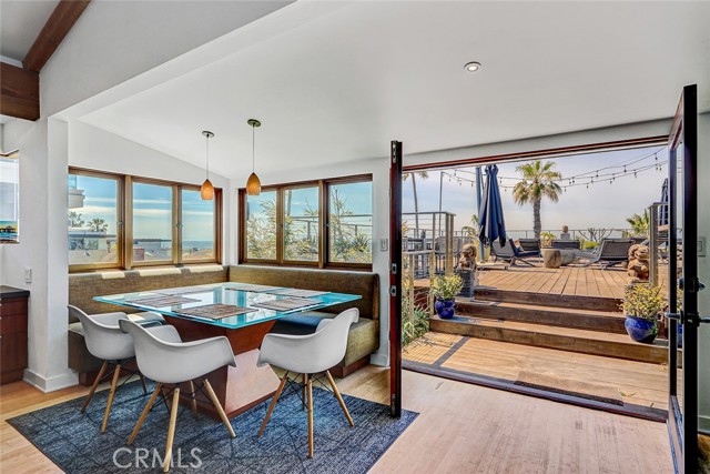 3205 Bayview Drive, Manhattan Beach, California 90266, 5 Bedrooms Bedrooms, ,5 BathroomsBathrooms,Residential,For Sale,Bayview,SB26067701