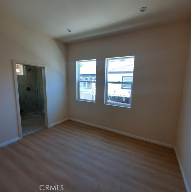 Detail Gallery Image 17 of 35 For 3765 Globe Ave, Los Angeles,  CA 90066 - – Beds | – Baths
