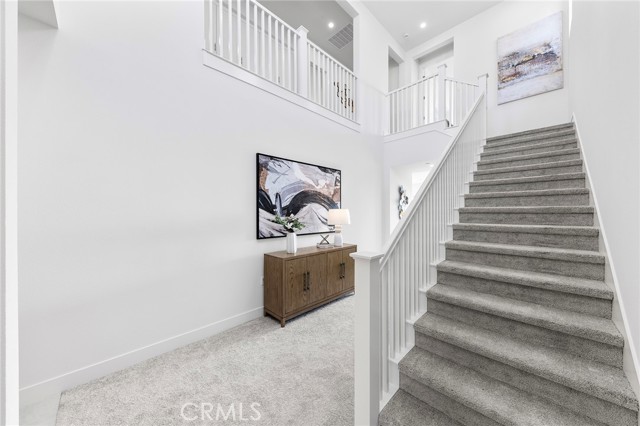 118 sunnybank Boulevard, Irvine CA: https://media.crmls.org/medias/a3b7b190-fdfa-4faf-8925-14d901689f3d.jpg