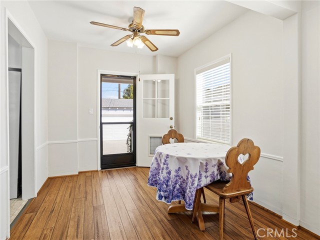 Detail Gallery Image 12 of 45 For 228 N Beachwood Dr, Burbank,  CA 91506 - 3 Beds | 1 Baths