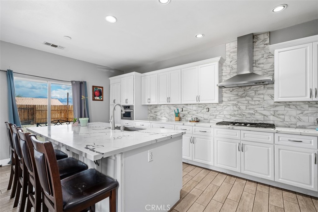 MLS #OC25261382 image #6