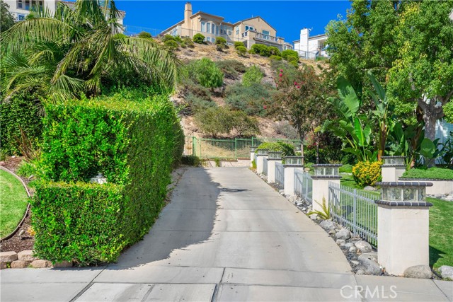 3318 Durham Court, Burbank CA: https://media.crmls.org/medias/a3b96bc0-c2f5-4ba9-a7ab-cdfd42438206.jpg