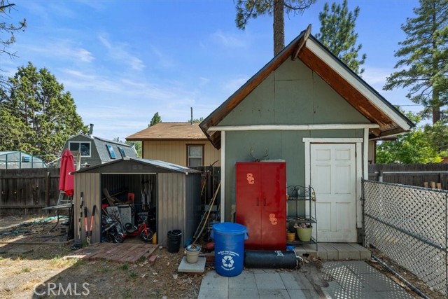 Detail Gallery Image 23 of 30 For 1044 Sierra Ave, Big Bear City,  CA 92314 - 3 Beds | 1 Baths