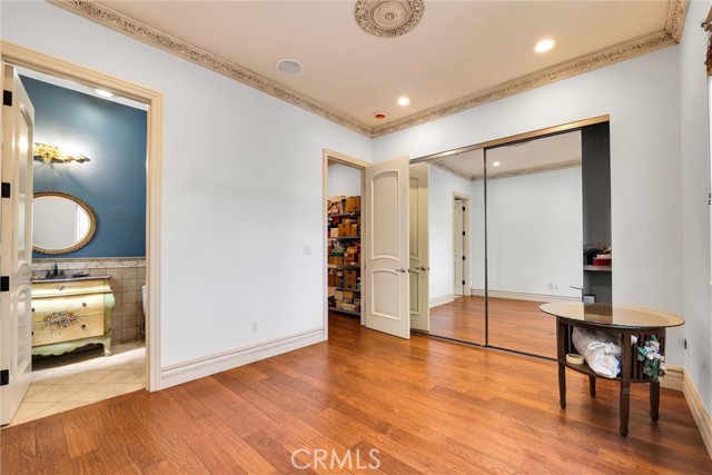 22349 Dolorosa Street, Woodland Hills CA: https://media.crmls.org/medias/a3b9d315-1e11-4a55-b210-fbae99d36ab9.jpg