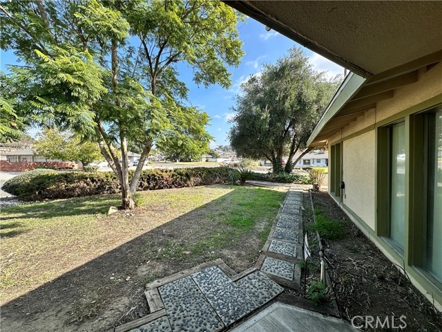 Detail Gallery Image 3 of 35 For 11908 Holly St, Grand Terrace,  CA 92313 - 5 Beds | 3 Baths