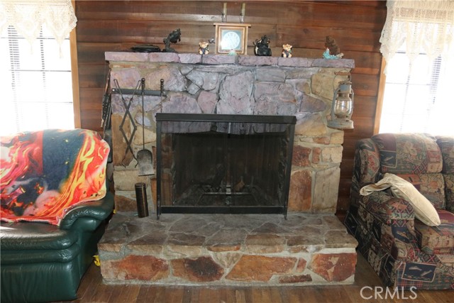 801 Edgemoor, Big Bear Lake, CA 92315