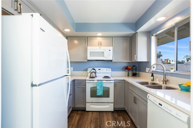 23026 Nadine Circle, Torrance CA: https://media.crmls.org/medias/a3bb2cdf-db2f-4ed0-a350-6533b6f9bc2a.jpg