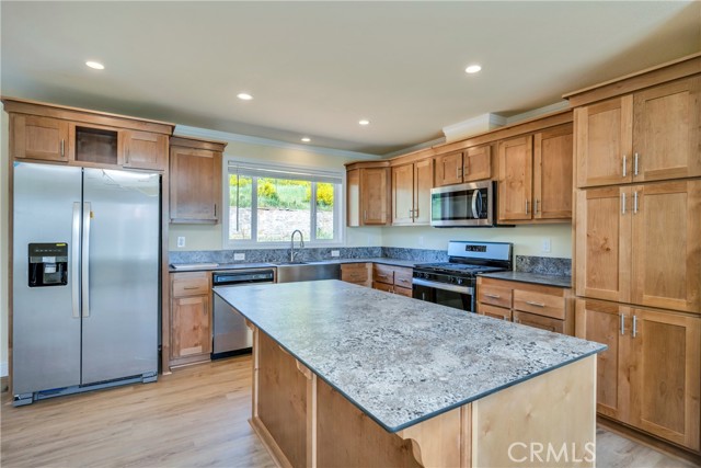 Detail Gallery Image 2 of 24 For 15424 Glenn Rd, Cobb,  CA 95426 - 3 Beds | 2 Baths