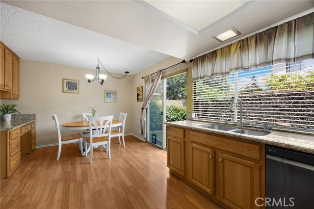 Detail Gallery Image 19 of 36 For 9906 Cedar Ct, Cypress,  CA 90630 - 3 Beds | 2/1 Baths