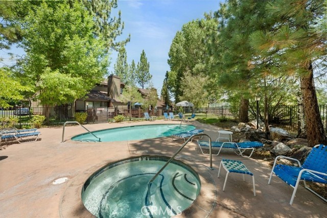 Detail Gallery Image 25 of 28 For 799 Cienega Rd, Big Bear Lake,  CA 92315 - 3 Beds | 2 Baths