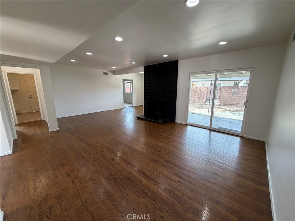 MLS #CV26148359 image #3