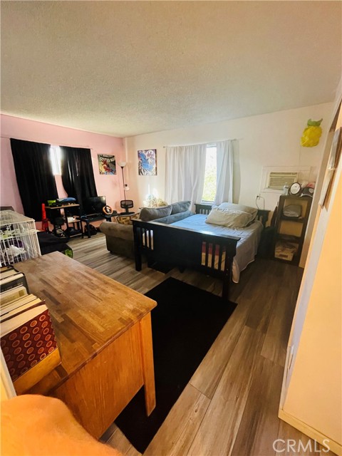 Detail Gallery Image 7 of 16 For 9603 Homebrook, Pico Rivera,  CA 90660 - 4 Beds | 2 Baths